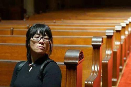 人性的光辉：女诗人余秀华